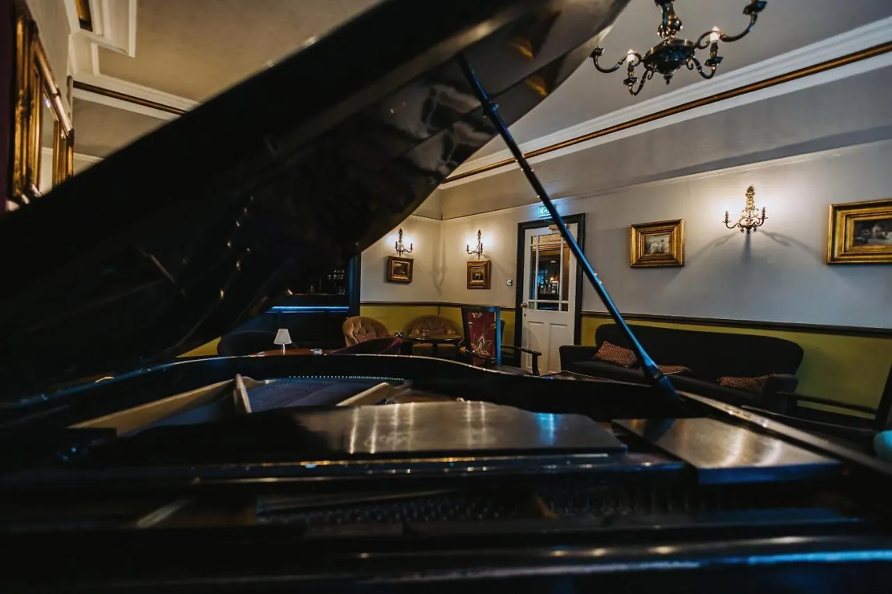 Brook Hall Hotel Childer Thornton 3*,  United Kingdom