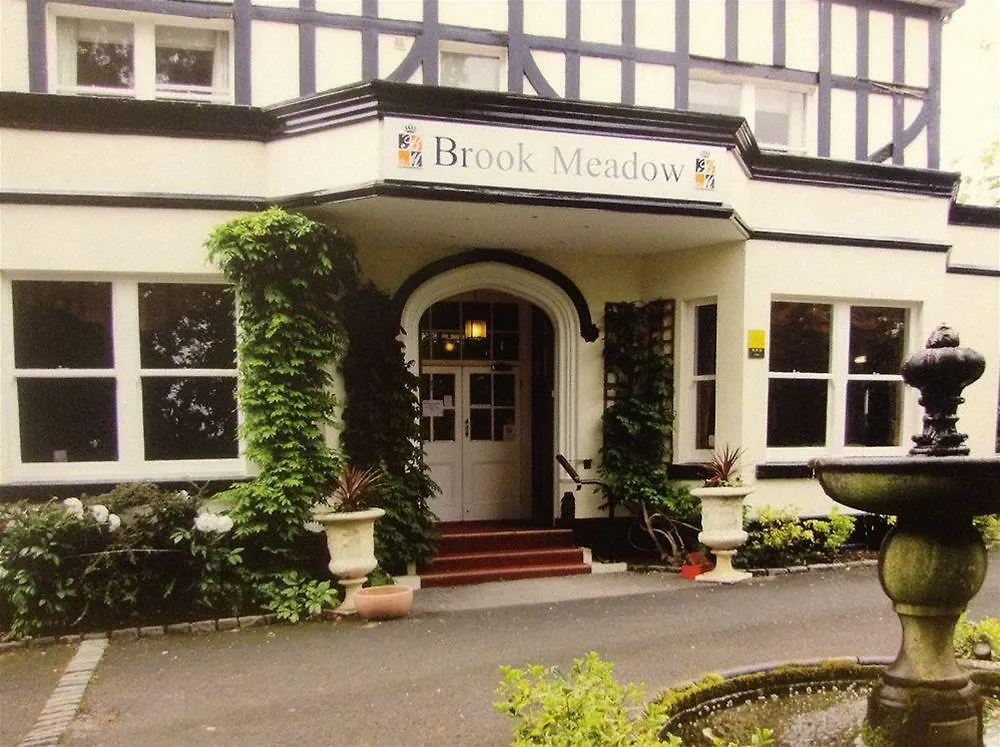 Brook Hall Hotel Childer Thornton 3*,  Reino Unido
